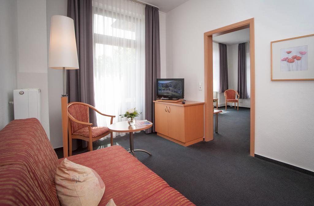 Hotel Hollmann Halle  Екстер'єр фото